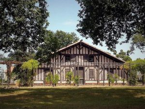 Maison de l'Airial à Bias, typique des villages landais