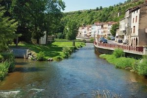 la rivière couze chambon à Champeix