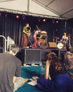 Scène et musiciens pour le festival Jazz à Luz - Cévéo