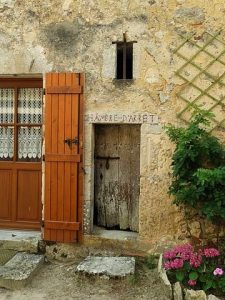 Petite prison (maison ou chambre d'arrêt) à Saint-Justin